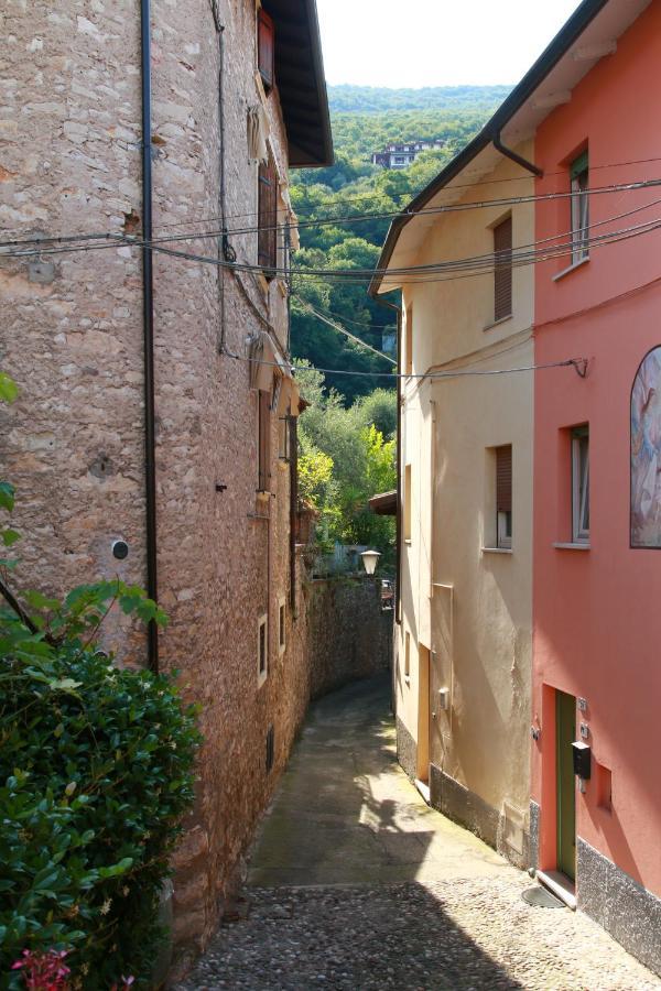 Willa Casa Angelo Torri Del Benaco Zewnętrze zdjęcie